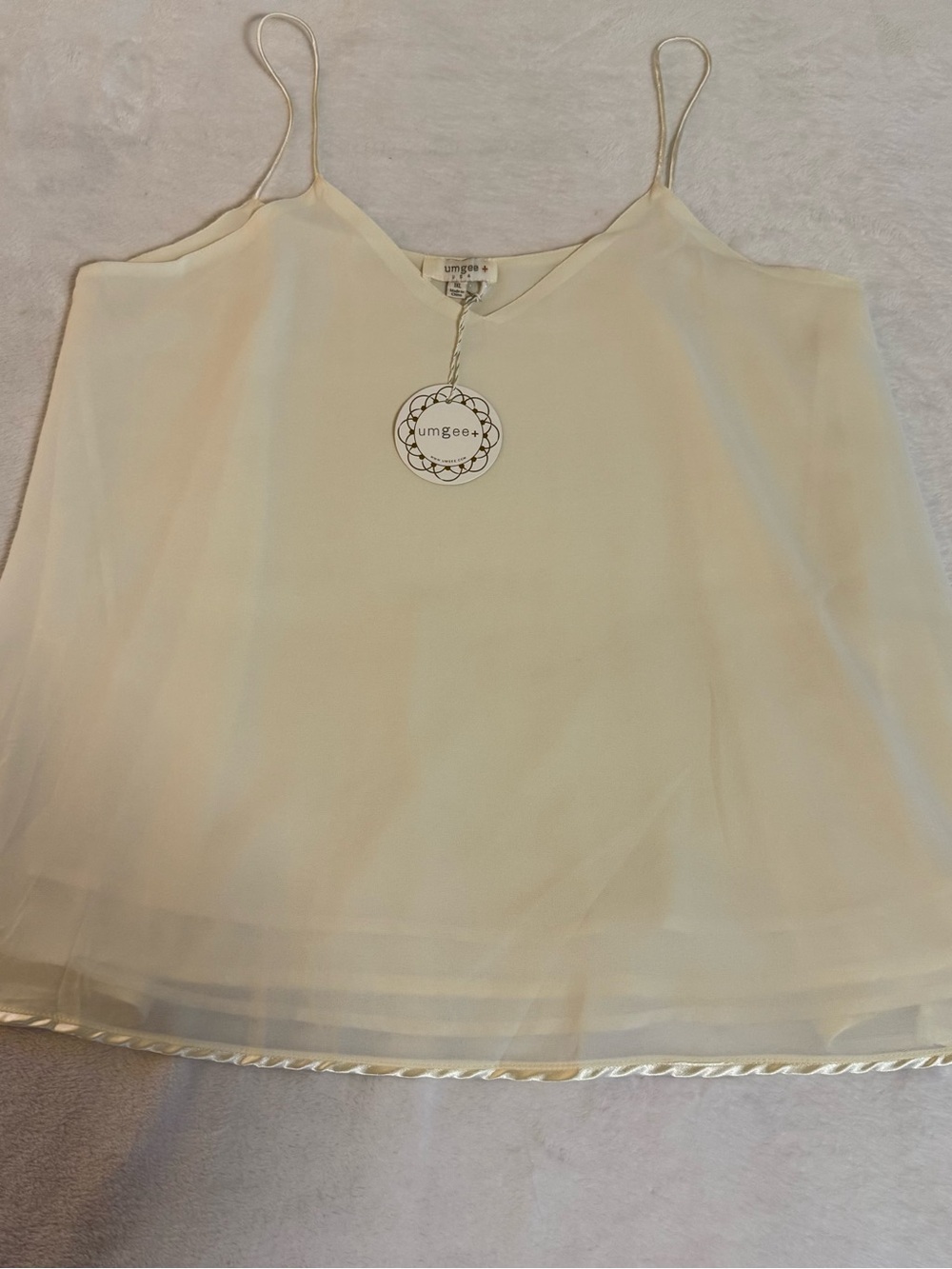Umgee USA Women’s 1XL Ivory Chiffon Cami Tank Top Layered Rope Trim NWT
